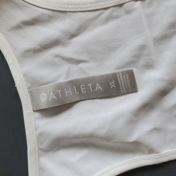 Athleta NWT Yosemite Tank Top White, Size XL - Picture 3 of 6